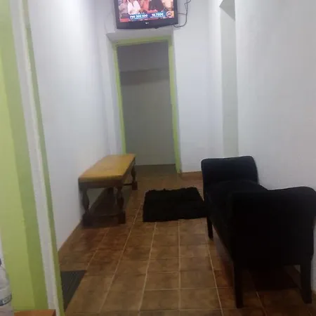 Residencia Martim Moniz Penzion *